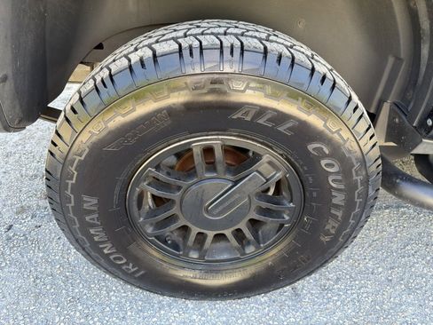 Used 2006 HUMMER H3 image 29