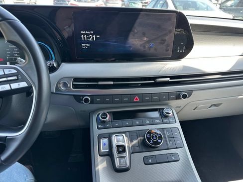 Used 2025 Hyundai Palisade SEL AWD/4WD image 13