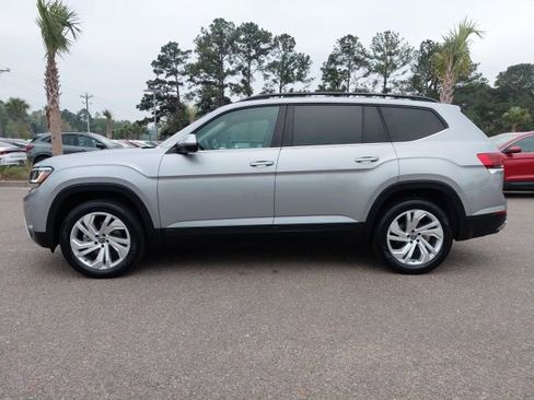 Used 2023 Volkswagen Atlas SE image 8