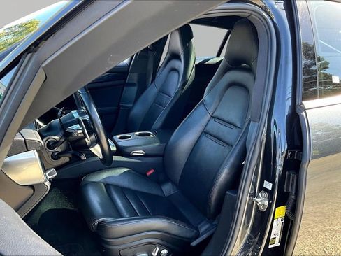 Used 2018 Porsche Panamera 4 AWD/4WD image 22
