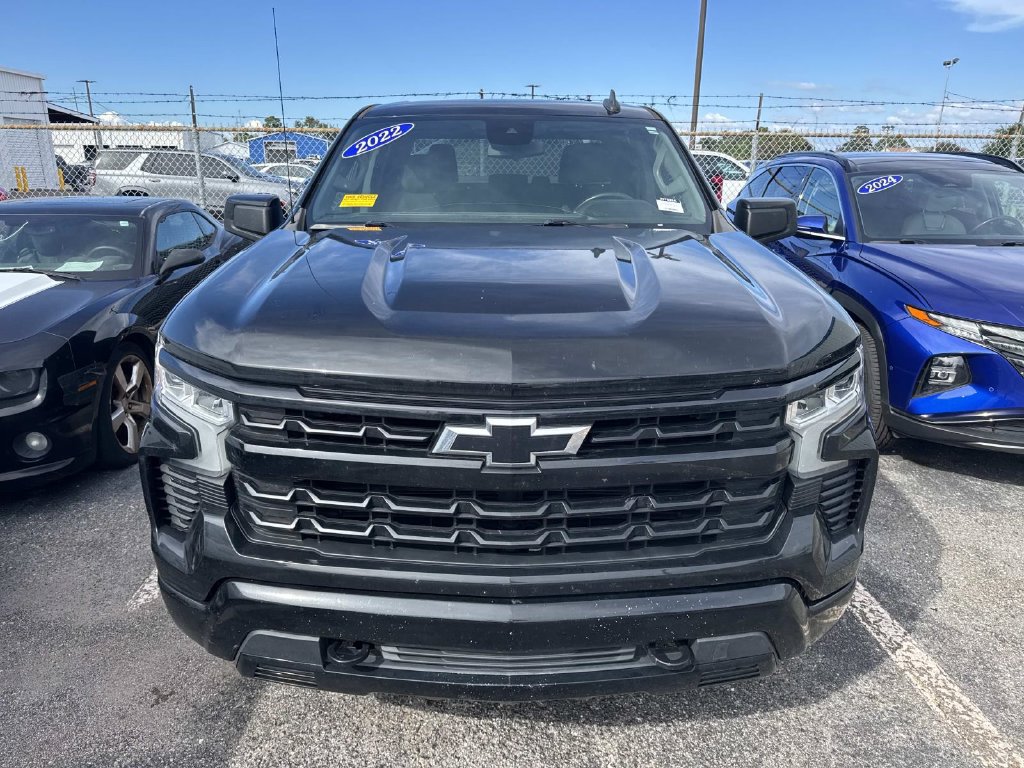 Used 2022 Chevrolet Silverado 1500 RST AWD/4WD image 4