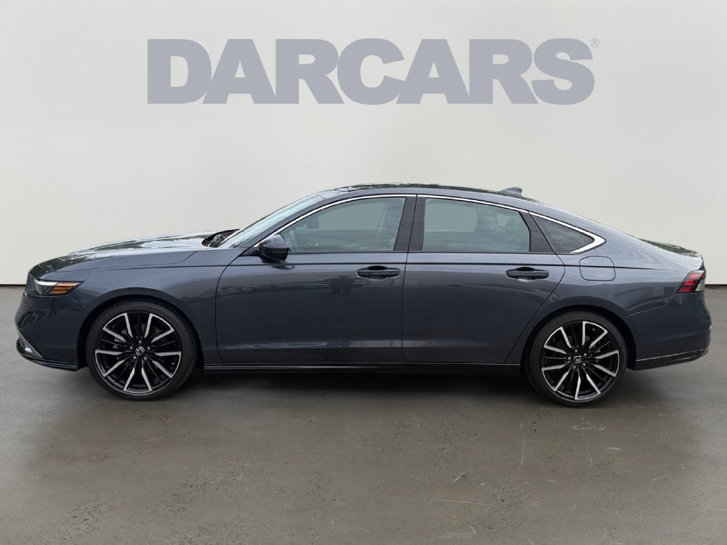 Certified 2025 Honda Accord Touring image 4