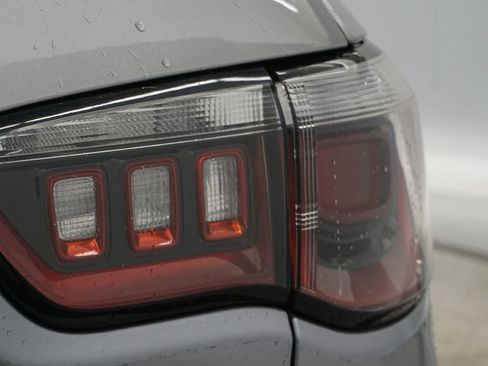 Certified 2018 Jeep Compass Limited image 17