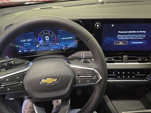 New 2026 Chevrolet Equinox LT AWD/4WD image 19