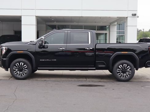 New 2026 GMC Sierra 2500 Denali Ultimate AWD/4WD image 5