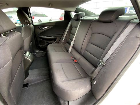 Used 2023 Chevrolet Malibu LS image 20