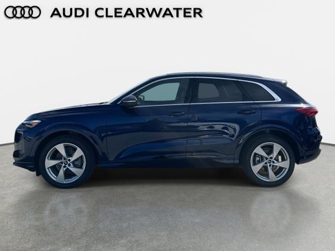 New 2025 Audi Q5 Prestige image 3