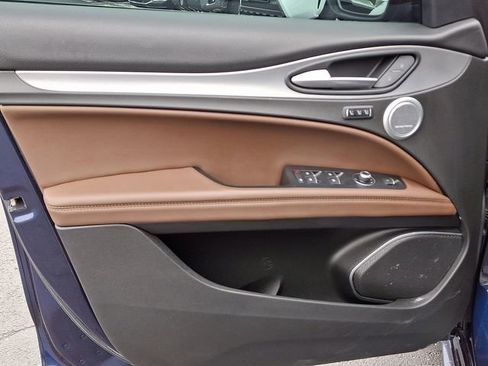 Used 2020 Alfa Romeo Stelvio Ti Sport w/ Quick Order Package 22S Sport image 12