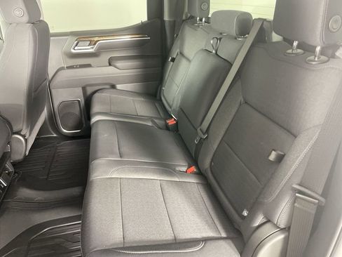 Used 2025 GMC Sierra 1500 Elevation image 25