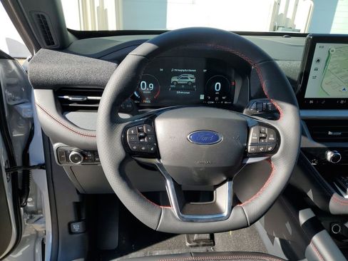 New 2026 Ford Explorer ST-Line image 18