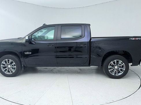 Certified 2023 Chevrolet Silverado 1500 LT w/ Leather Package image 4