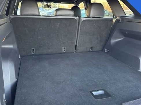 Used 2021 Volkswagen Atlas Cross Sport SE image 9