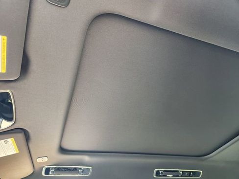 New 2026 Land Rover Range Rover Long Wheelbase SE AWD/4WD image 18