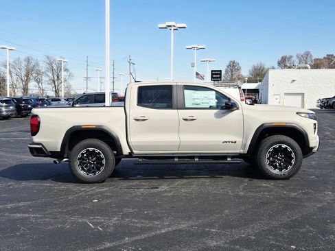 New 2026 GMC Canyon AT4 w/ Technology Plus Package AWD/4WD image 2