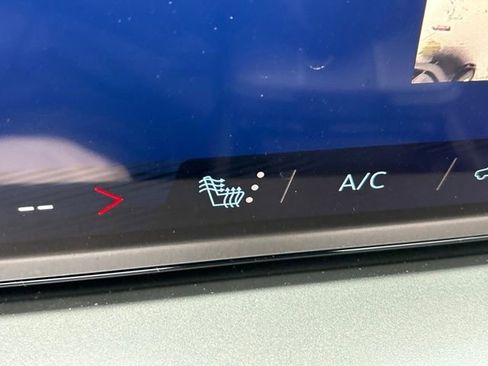 New 2026 Chevrolet Traverse LT w/ Driver Confidence Package image 10