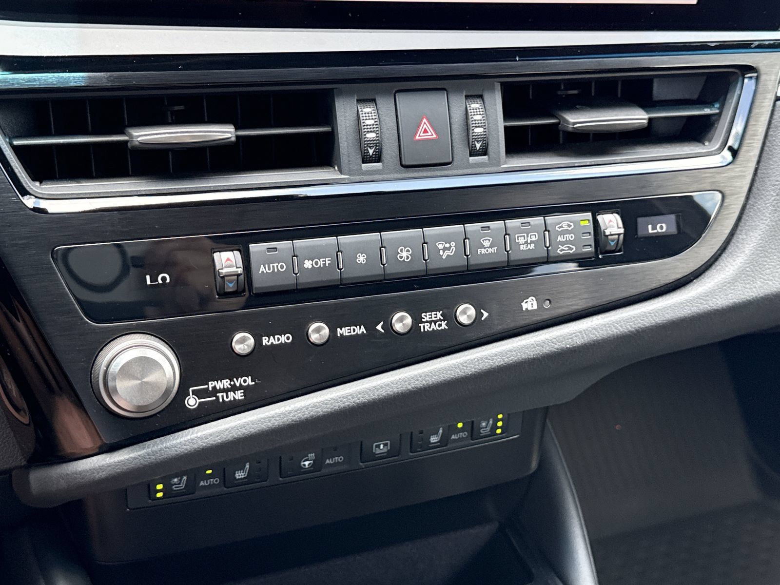 Used 2024 Lexus ES 350 F Sport FWD image 32