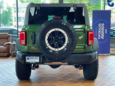 Used 2023 Ford Bronco Big Bend w/ Sasquatch Package AWD/4WD image 12