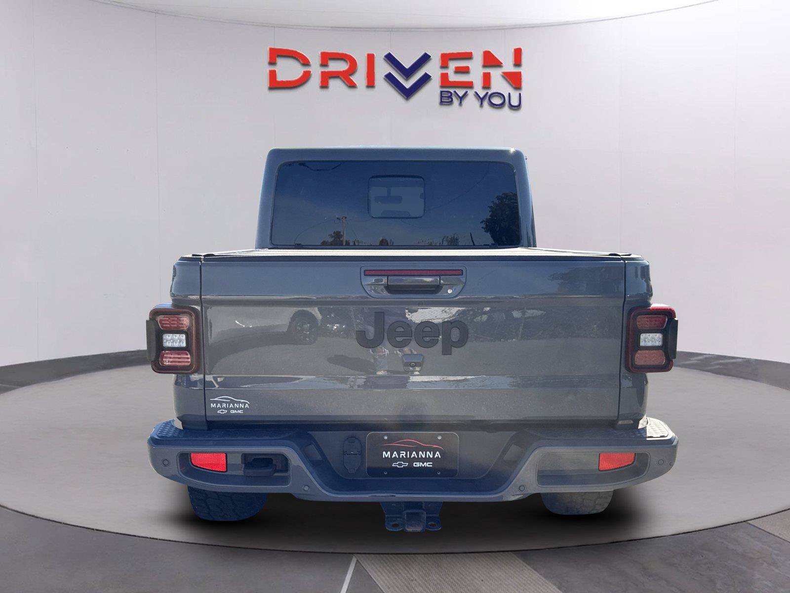 Used 2023 Jeep Gladiator Overland AWD/4WD image 4