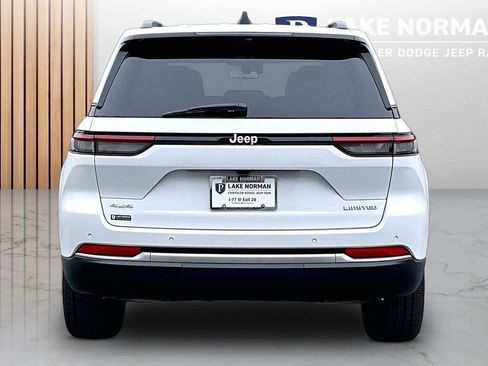 New 2026 Jeep Grand Cherokee Limited w/ Luxury Tech Group II AWD/4WD image 8