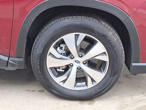 Certified 2025 Subaru Ascent Premium image 9