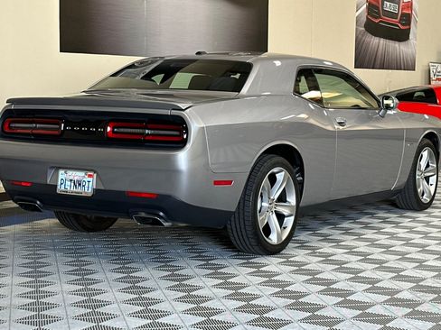 Used 2015 Dodge Challenger R/T w/ Quick Order Package 28B R/T RWD image 4