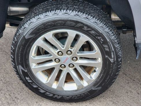 Used 2018 GMC Canyon SLT w/ Trailering Package image 12