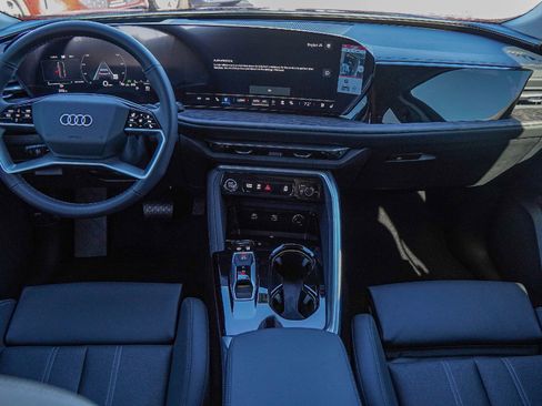 New 2025 Audi Q5 Premium Plus image 18