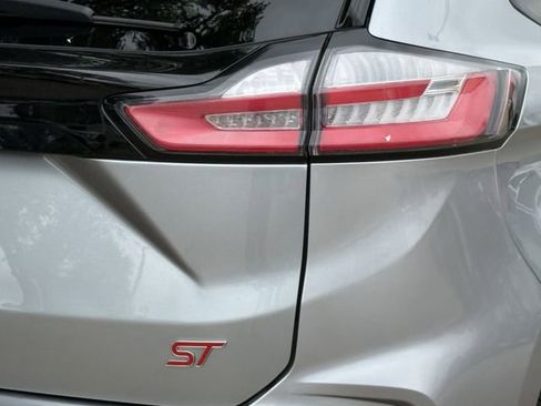 Used 2024 Ford Edge ST w/ Equipment Group 401A AWD/4WD image 6