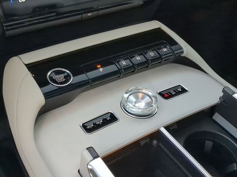 New 2025 Lincoln Navigator Reserve image 19