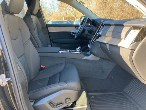 New 2026 Volvo XC90 B5 Plus w/ Protection Package image 14