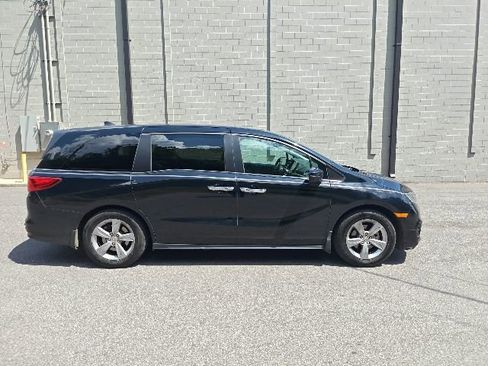 Used 2018 Honda Odyssey EX-L image 2