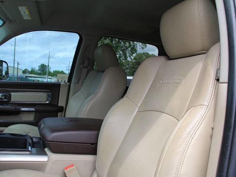 Used 2015 RAM 2500 Laramie w/ Protection Group AWD/4WD image 24