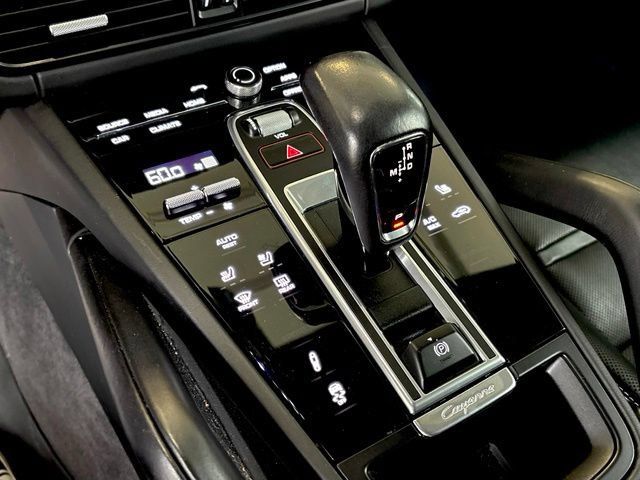 Used 2023 Porsche Cayenne Turbo AWD/4WD image 23