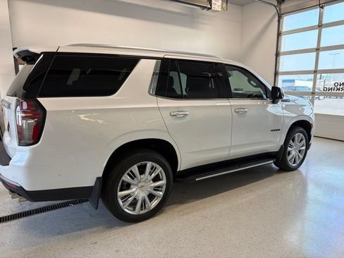 Used 2024 Chevrolet Tahoe High Country w/ Advanced Technology Package AWD/4WD image 12