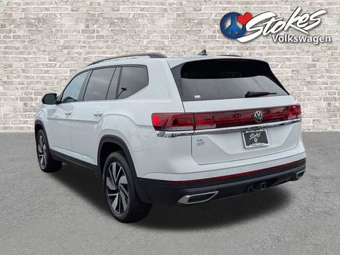 Certified 2025 Volkswagen Atlas SE FWD image 6