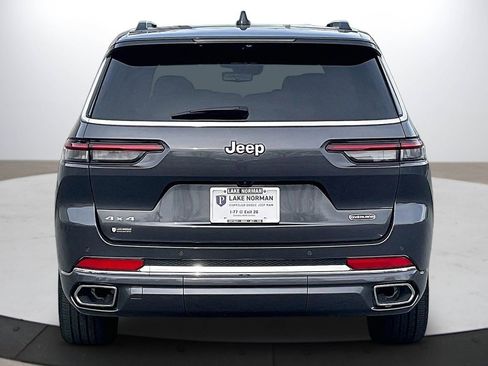 Certified 2024 Jeep Grand Cherokee L Overland w/ Luxury Tech Group IV image 8
