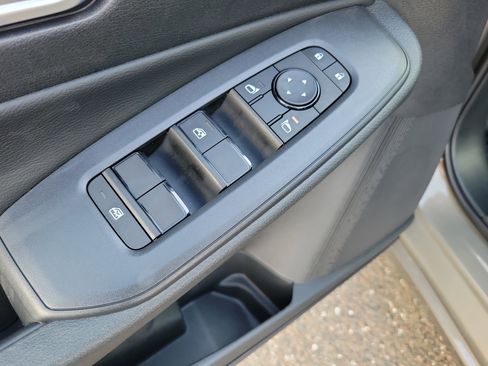 New 2026 Nissan Sentra SV w/ SV Convenience Package FWD image 15