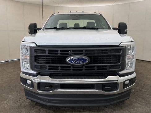 Used 2024 Ford F350 XL w/ XL Driver Assist Package AWD/4WD image 2