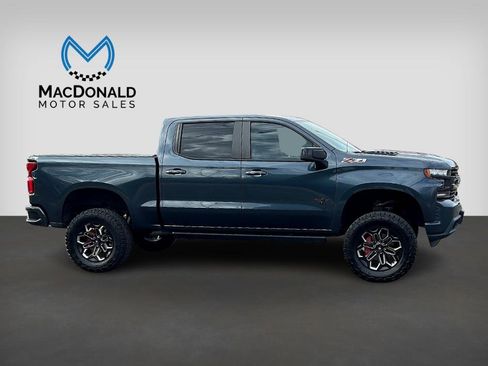 Used 2019 Chevrolet Silverado 1500 RST w/ All-Star Edition image 2