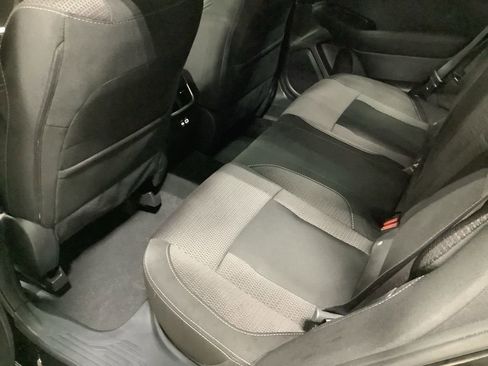 Used 2025 Subaru Outback Premium image 18