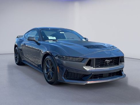 New 2025 Ford Mustang Dark Horse image 9