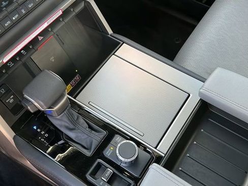 Used 2025 Toyota Sequoia Limited image 14