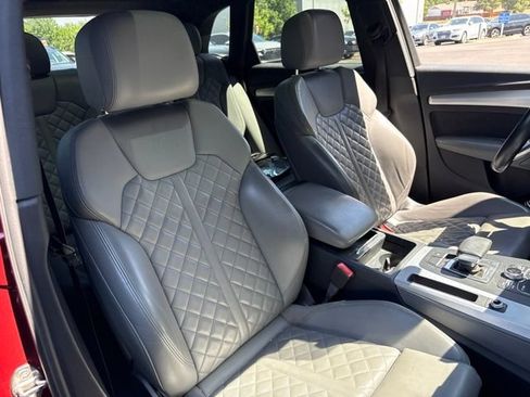 Used 2018 Audi SQ5 Premium Plus w/ Navigation Package AWD/4WD image 10