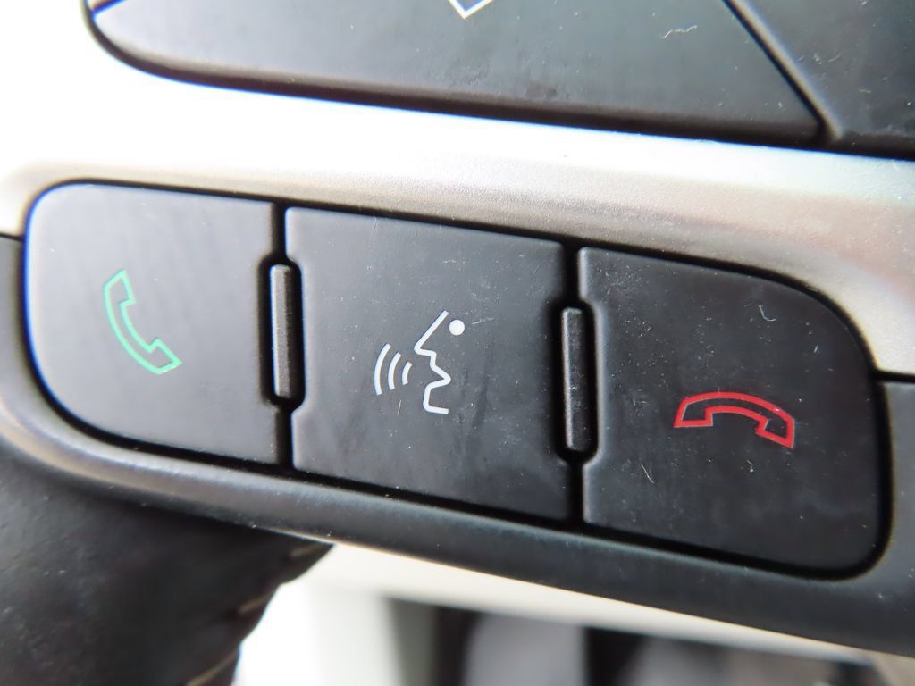 Used 2019 Jeep Compass Latitude w/ Popular Equipment Group FWD image 11