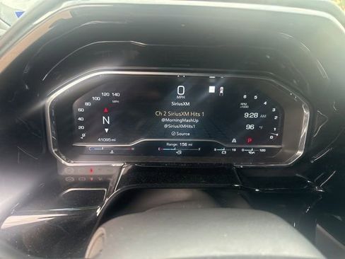 Used 2022 GMC Sierra 1500 SLT RWD image 14