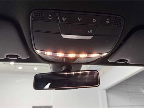 Used 2020 Mercedes-Benz C 300 Sedan image 18