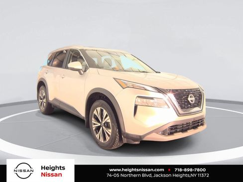 Used 2023 Nissan Rogue SV w/ SV Premium Package image 1