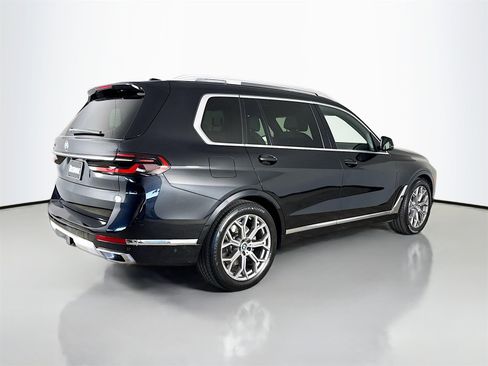 Certified 2023 BMW X7 xDrive40i w/ Premium Package image 7