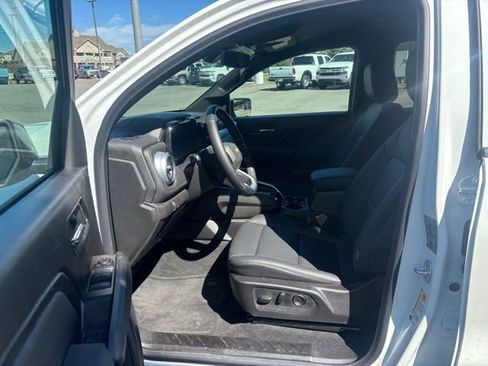 New 2026 Chevrolet Colorado LT w/ LT Convenience Package AWD/4WD image 12