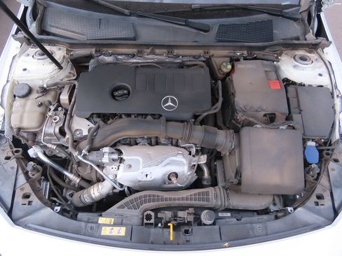 Used 2023 Mercedes-Benz CLA 250 image 13